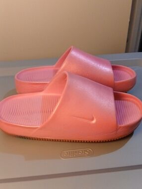 Nike Pink Slide Sandals